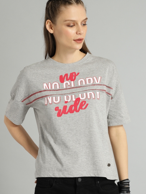 

The Roadster Lifestyle Co Women Grey Melange Solid Round Neck Pure Cotton T-shirt