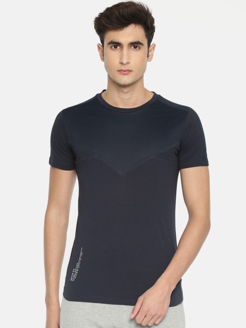 

Mufti Men Navy Blue Solid Round Neck T-shirt