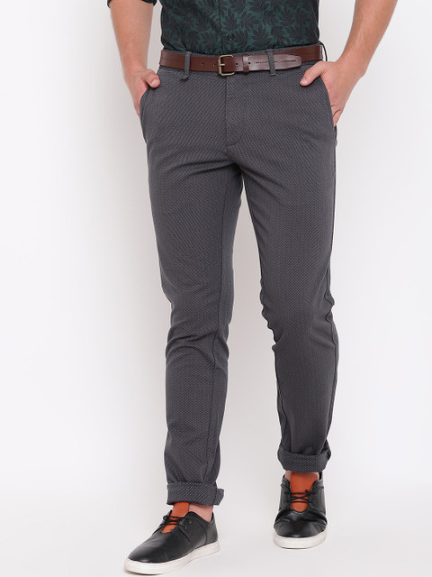 

Blackberrys Men Charcoal Grey Textured Sharp Regular Fit Smart Casual Trousers