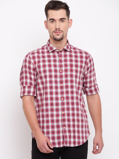 

Blackberrys Men Red & White Slim Fit Checked Casual Shirt