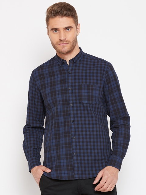 

Blackberrys Men Navy Blue & Black Slim Fit Checked Casual Shirt