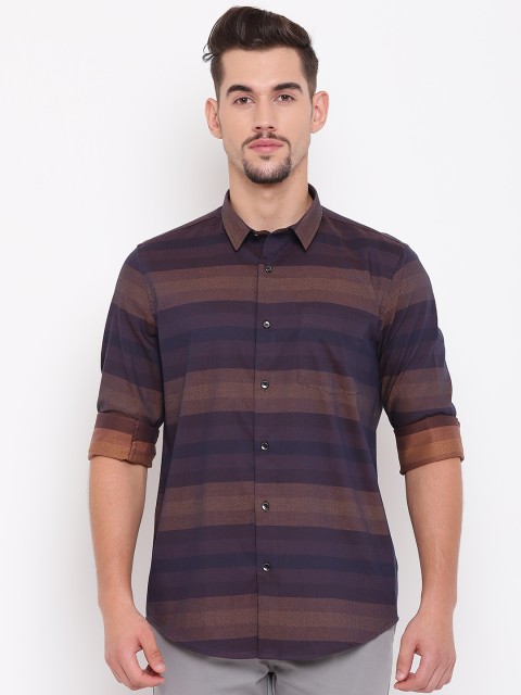 

Blackberrys Men Brown & Navy Blue Slim Fit Self-Striped Casual Shirt