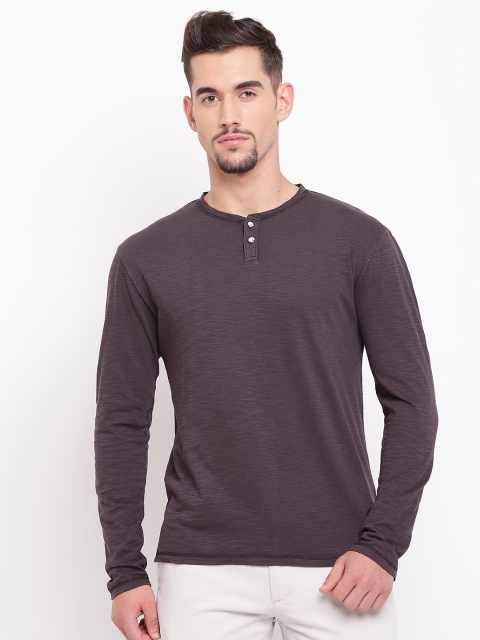 

Blackberrys Men Charcoal Grey Slim Fit Solid Henley Neck T-shirt