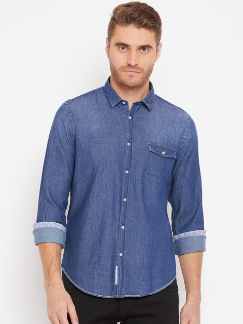 

Blackberrys Men Blue Slim Fit Solid Chambray Casual Shirt