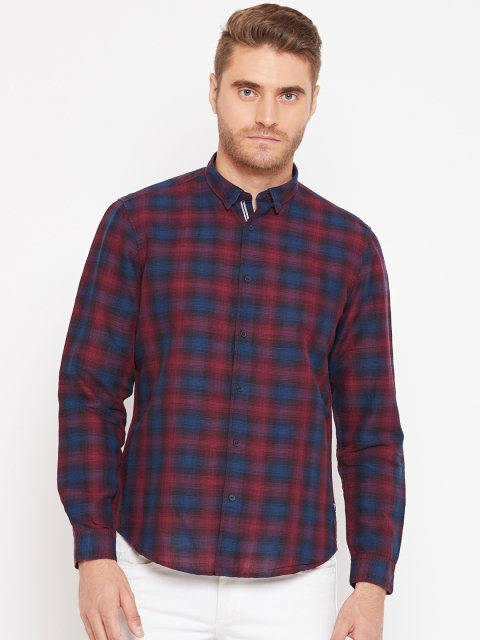 

Blackberrys Men Navy Blue & Maroon Slim Fit Checked Casual Shirt