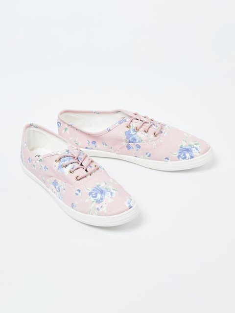 

Ginger by Lifestyle Women Pink Sneakers