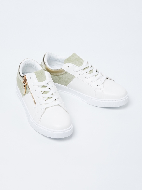 

Ginger by Lifestyle Women Green Sneakers