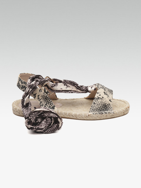 

DOROTHY PERKINS Women Beige & Black Animal Print Open Toe Flats