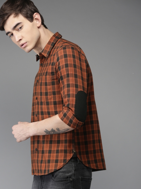 

THE BEAR HOUSE Men Rust & Black Regular Fit Checked Casual Shirt