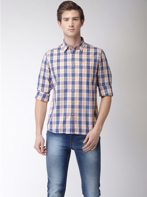 

Flying Machine Men Peach-Coloured & Blue Regular Fit Checked Casual Shirt