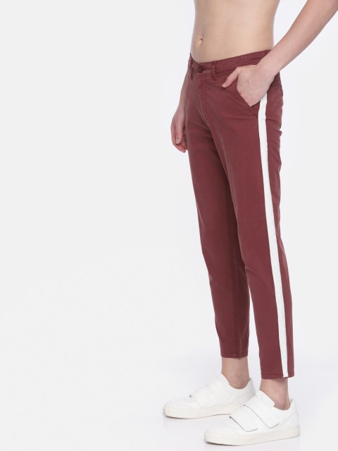 

HERE&NOW Men Maroon Regular Fit Solid Chinos