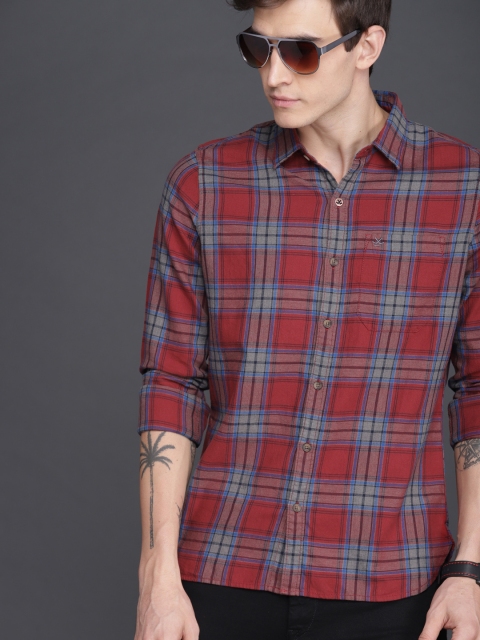

WROGN Men Red & Grey Slim Fit Checked Casual Shirt