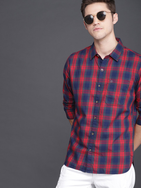 

WROGN Men Red & Navy Blue Slim Fit Checked Casual Shirt