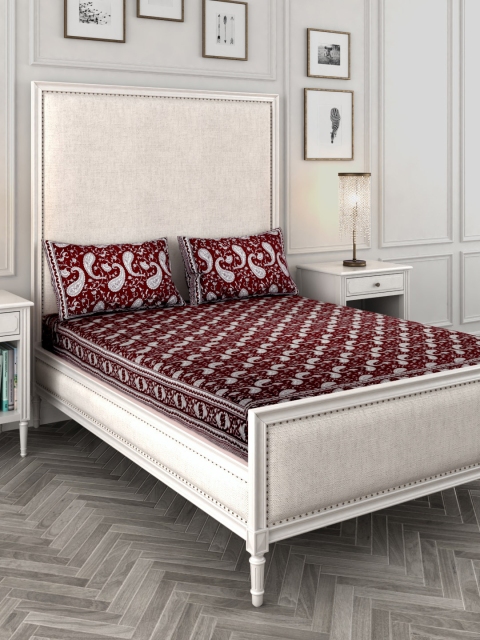 

Rajasthan Decor Maroon & White Ethnic Motifs 144 TC Cotton 1 Queen Bedsheet with 2 Pillow Covers