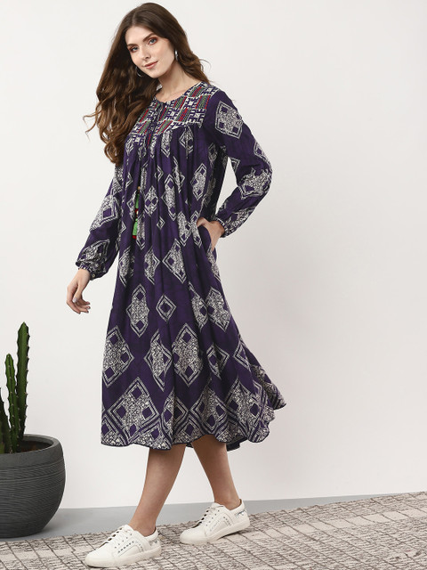 

Sangria Women Purple & Off-White Printed Midi Fusion A-Line Dress