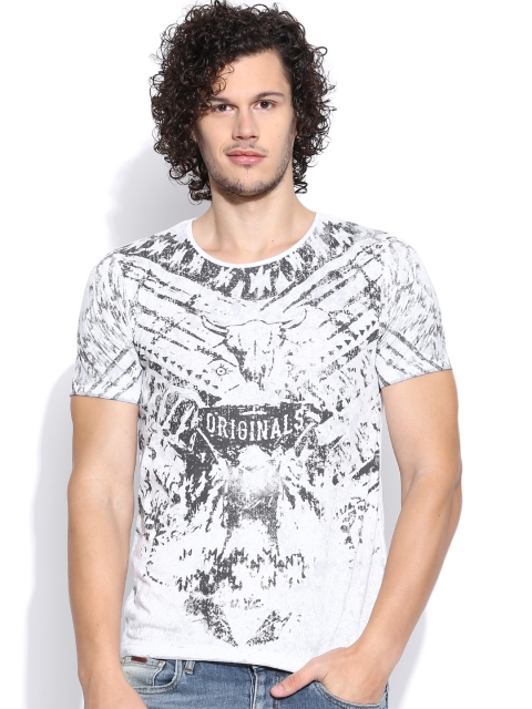 

Jack & Jones Off-White & Grey Abstract Print T-shirt