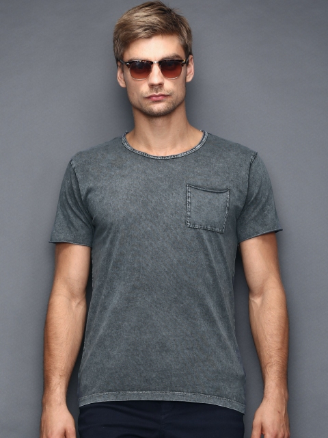 

SELECTED Grey Washed T-shirt