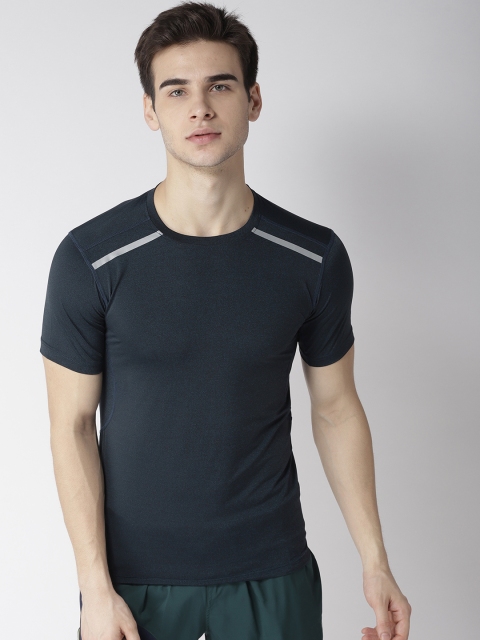 

Fitkin Men Navy Blue Solid Round Neck T-shirt