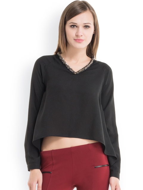 

Kazo Black Crop Top