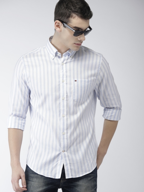 

Tommy Hilfiger Men Blue & White Regular Fit Striped Casual Shirt