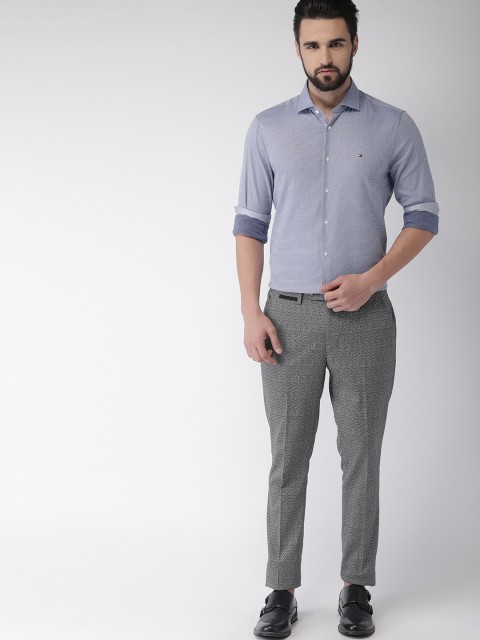 

Tommy Hilfiger Men Blue & White Slim Fit Self Design Casual Shirt