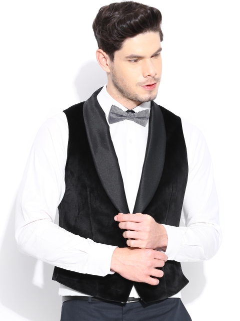 

Blackberrys Black Slim Fit Waistcoat