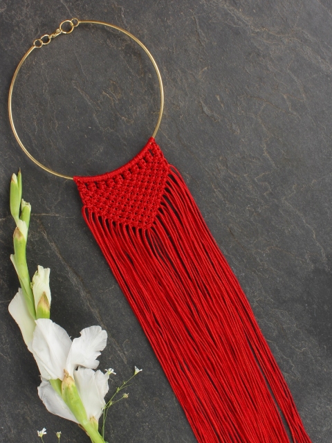

Crunchy Fashion Red Alloy Gold-Plated Necklace