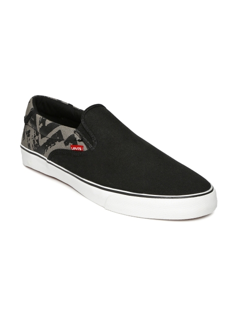 

Levis Men Black Printed Casual Shoes