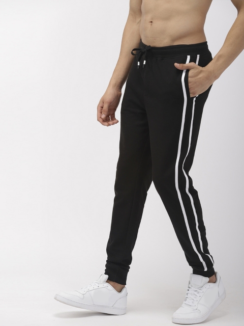 

Harvard Men Black Solid Regular Fit Joggers