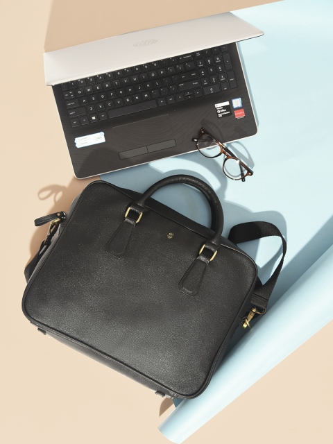 

HORRA Men Black Solid Laptop Bag