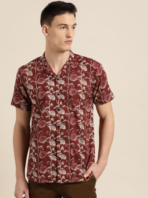 

Sangria Men Maroon & Beige Regular Fit Printed Casual Shirt