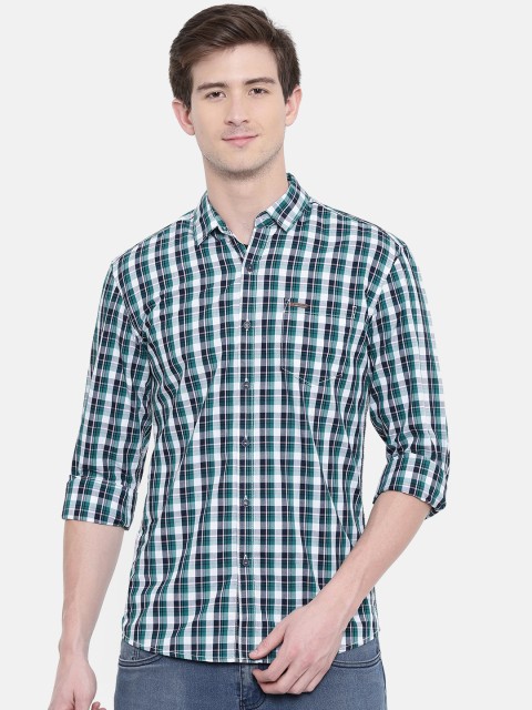 

Wrangler Men Green & Navy Blue Slim Fit Checked Casual Shirt