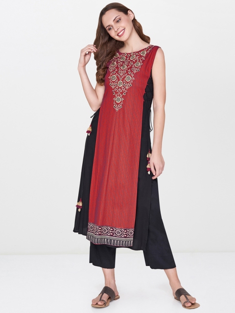 

Global Desi Women Red & Black Printed Straight Kurta