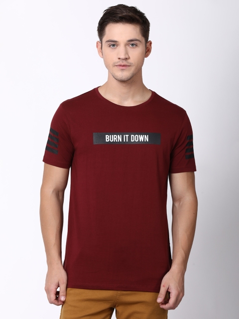 

Blue Saint Men Maroon Solid Round Neck T-shirt