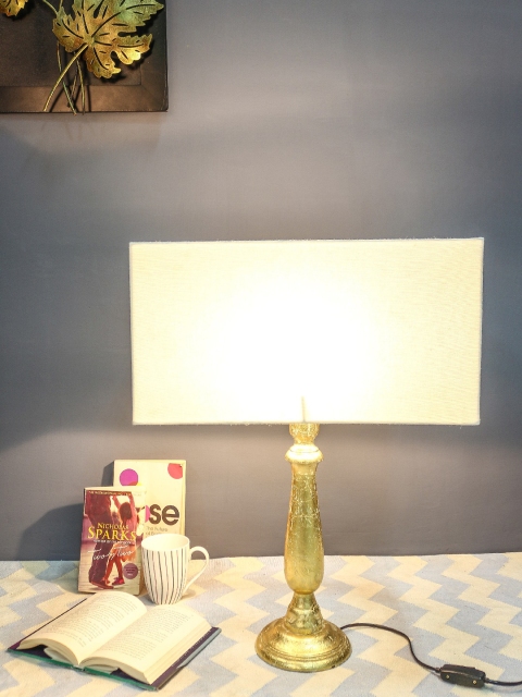 

Grated Ginger White & Gold-Toned Solid Handcrafted Table Lamp with Shade