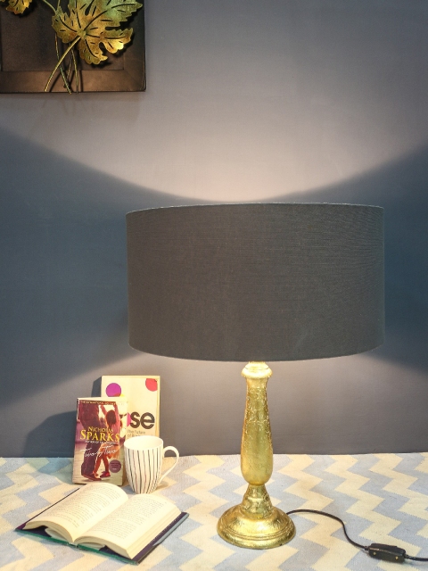 

Grated Ginger Grey & Gold-Toned Solid Handcrafted Table Lamp with Shade