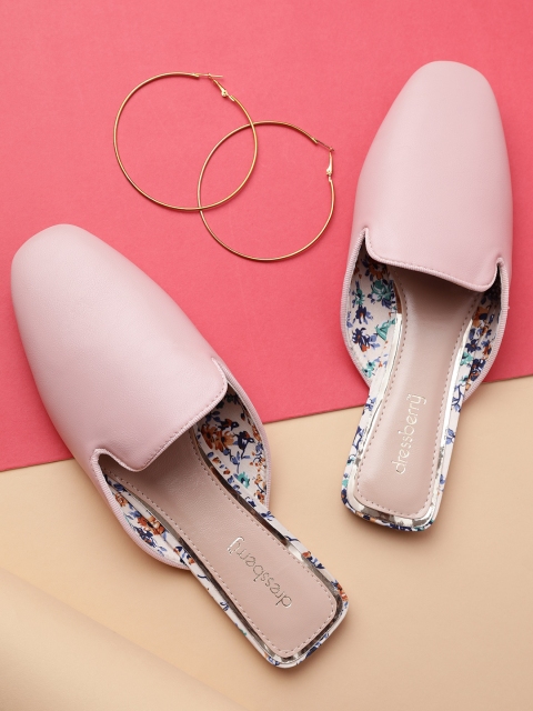 

DressBerry Women Pink Solid Mules