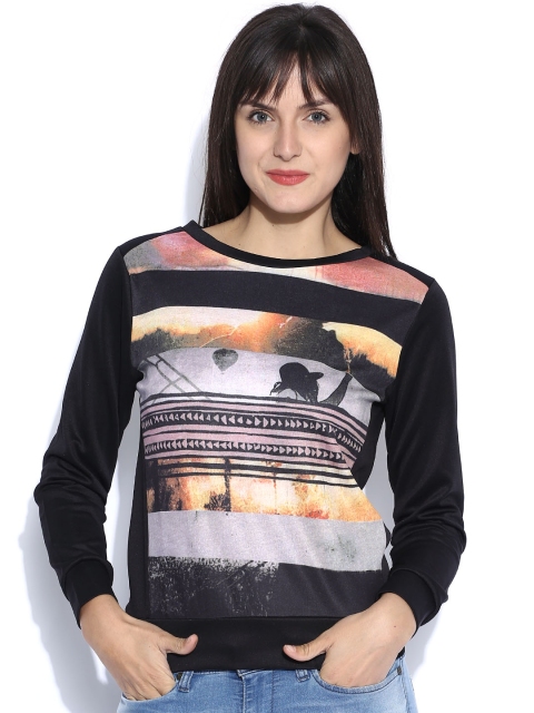 

ELLE Black Printed Top