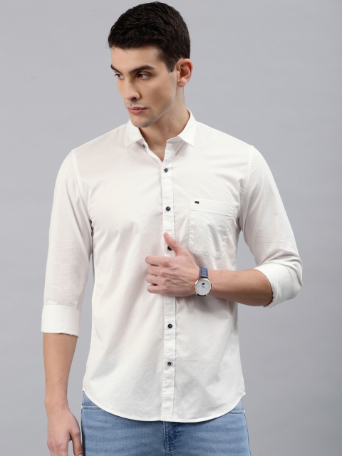 

Peter England Men White Super Slim Fit Checked Casual Shirt