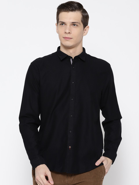 

Blackberrys Men Black Slim Fit Solid Casual Shirt