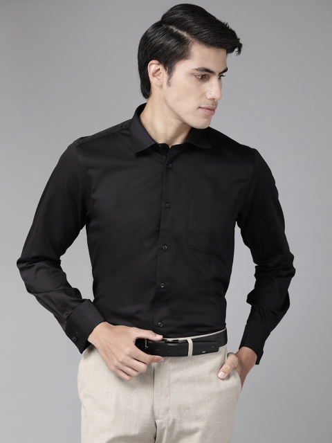 

Blackberrys Men Black Solid Slim Fit Pure Cotton Formal Shirt