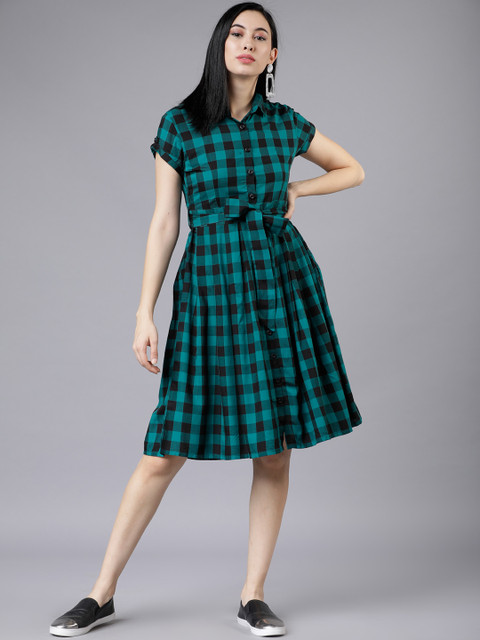 

Tokyo Talkies Women Green Checked Fit and Flare Dress