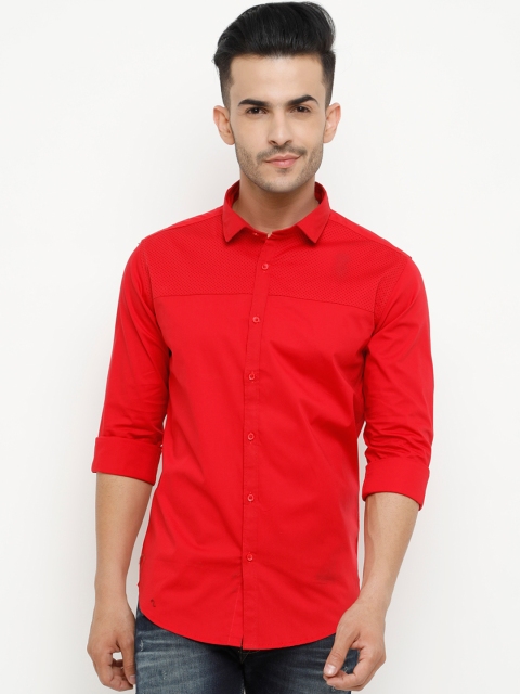 

SHOWOFF Men Red Slim Fit Solid Casual Shirt