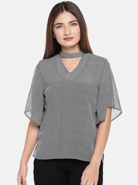 

Globus Women Black Printed Top