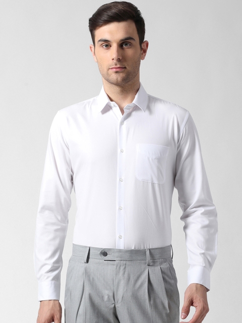 

Peter England Men White Regular Fit Striped Formal Shirt