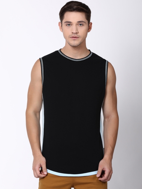 

Blue Saint Men Black Solid Round Neck T-shirt