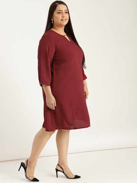 

Sztori Plus Size Women Maroon Solid Shift Dress