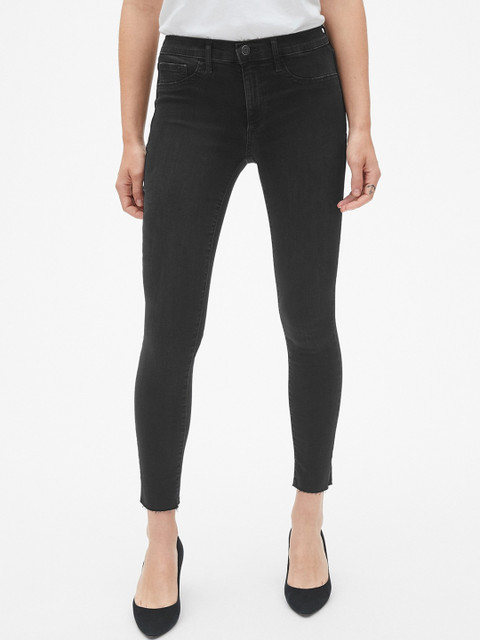 

GAP Women Black Mid Rise Favourite Ankle Jeans with Raw Hem