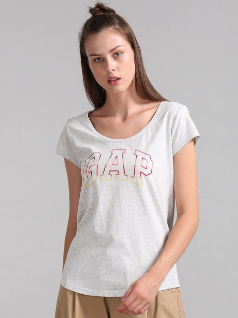 

GAP Women Grey Printed Scoop Neck T-shirt