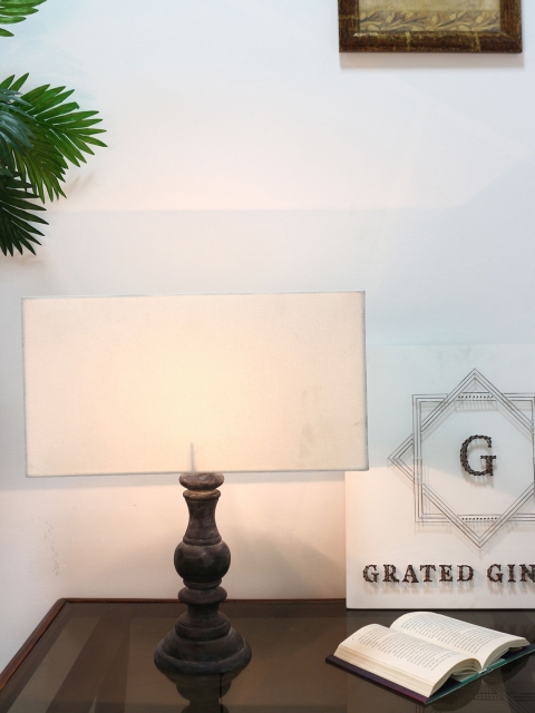 

Grated Ginger Black & White Solid Handcrafted Table Lamp